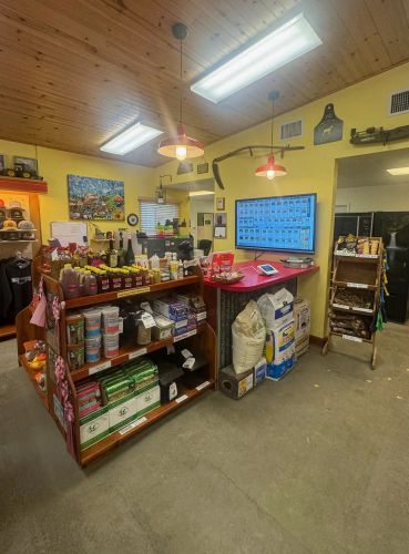 valley-feed-supply-store